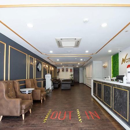 Oyo 90403 North City Hotel Johor Bahru Dış mekan fotoğraf